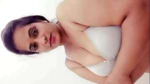 18  Hot Indian MMS Viral L?aked Video XVIDEOS