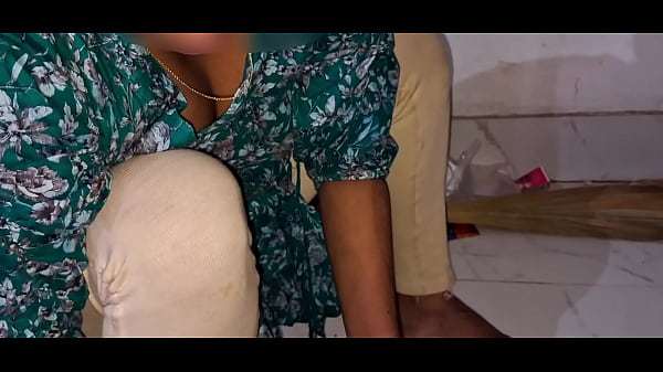 Deshi house worker seduce for blowjob in America with her owner