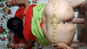 Indian Village House wife fucking with step brother on bedroom xxx