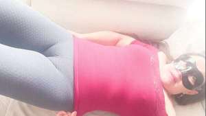 Madrastra latina xxx recién casada juega a la empleada domestica con su hijastro usa desi bhabhi wife