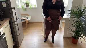 My beloved son-in-law, please jerk off and cum on my ass