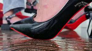 Seduction: Fetish pumps and sandals