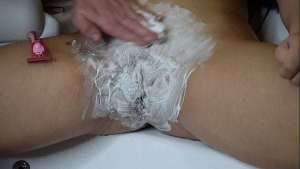 Shaving a hairy 18yo tight pussy close up! FREE!