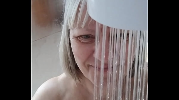 Shower selfie