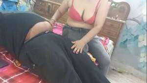 Sexy Bhabhi gives a desi blowjob to her tenant