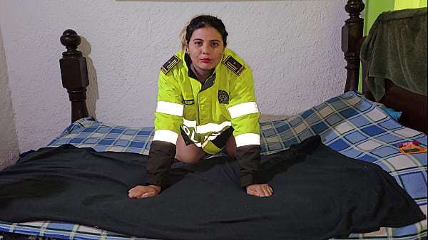 POLICE ALERT! BLONDE SUCKED AND LICKING MY DICK BEFORE SLEEPING.