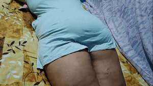 Naughty Desi Bhabi Jiya get her Ass Massaged