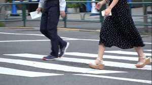 【超貴重】日本のトップモデルに水着撮影と偽りハードプレイ 1