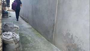 The capricious nurse!! She goes to a patient to treat him while touching her big, juicy tits.