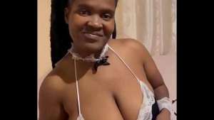 Naughty maid Twerking