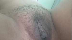 India Queen hot bhabhi ne chut me fingering karke Pani nikala (Hindi audio)