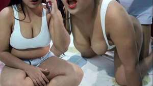 दर्जी ने ब्लाउज के साथ साथ भाभी की चूत की गहराई नापी (हिंदी ऑडियो)