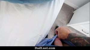 My Stepdaughter Is Happy to Keep Our Secret from My Wife – Dadlust