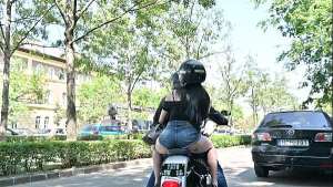 FREE Scene – Tattooed Hottie Anna de Ville Enjoys An Interracial DP Threesome GP3111