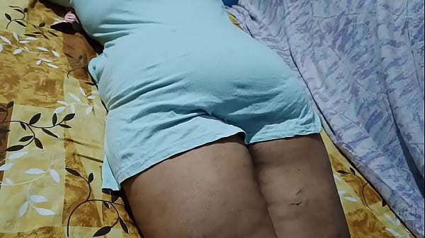 Naughty Desi Bhabi Jiya get her Ass Massaged