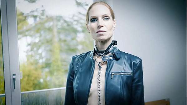 Dick inside her ass- cum on her face