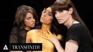 TRANSFIXED – Khloe Kay Succumbs To Lust At Her Photoshoot With Adriana Chechik & Natalie Mars