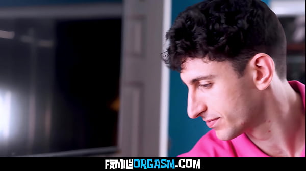 FamilyOrgasm – Cute Sisters in Pajamas Oblied to Fuck their Shameless Stepbrothers, Scarlet Skies, Ginger Grey, Anthony Pierce, Nick Strokes, Scarlet Skies