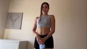 VIDEO COMPLETO EN ESPANOL, Asistenta es convencida para tener sexo por dinero , ella lo disfruta mas que su jefe y termina teniendo un gran orgasmo