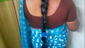 Long hire Indian Aunty nice boobs show
