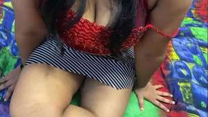 Ghar Ka Kiraya Na Dena Pade Isliye Room Malik Se Chudwaya Hindi Aawaz Ke Saath Viral Mms xXx Video Desi Indian