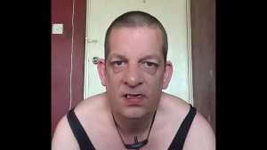 bisexual crossdressing gay mark wright has this message for the hater don,t hate my videos love them as i swollow your piss instead of mine