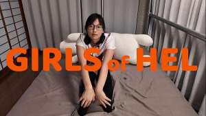 Exhibitionist girl uses XXL toys – real female orgasm