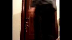 Hombre guapo maduro gay se desnuda haciendo striptease sexy y baile sensual Monterrey Nuevo Leon Mexico