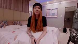 Iniciando a Ruivinha Delicada e Rosinha como Modelo Porno ft. Tura [FREE SCENE]