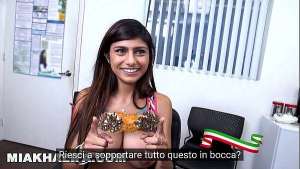 MIA KHALIFA – Intervista Con Sottotitoli In Italiano