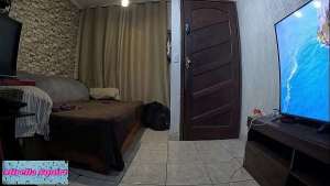 Mirella Squirt em fui pedir a senha do Wi Fi do meu amigo BBC e levei muita rola preta! – Grátis