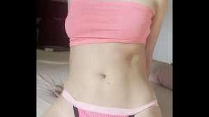 SE MASTURBA RICO CON TANGA DENTRO DE MI VAGINA DILDO ANAL SQUIRT