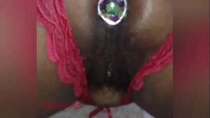 Socando gostoso e gozando no cu da preta