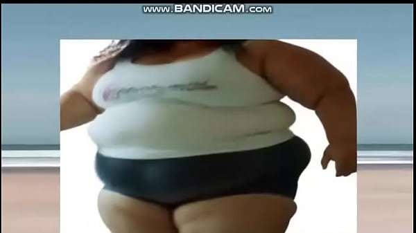 Pretty Black *Busty* 290# Cutie in TIGHT TOP and Cut-offs Jogs, touches her toes, does sit-ups and star jumps on the beach (Solo, AI-Generated, CB4)