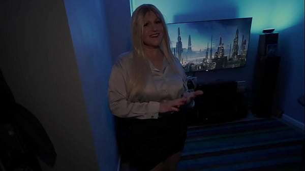 MILF PANTYHOSE BABYSITTER IN COSPLAY BECOMES MESMERIZED FUCK SLAVE – 4K – TabithaXXX