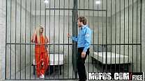 Mofos – Pervs On Patrol – Nasty Blonde Bangs Dude in Uniform starring  Elizabeth Jolie