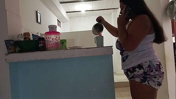 niñera se folla a su hermanastro en cilla de ruedas