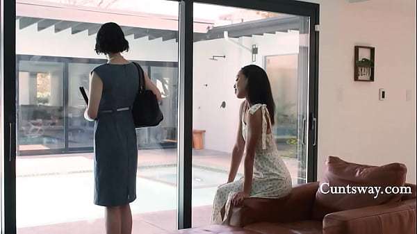 Recently Divorced Ebony Alexis Tae Seduces Her Lesbian Realtor Olive Glass – Olive Glass, Alexis Tae