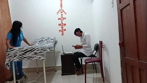 Foursome with patients – having sex in the doctor’s office – homemade porn, roleplay