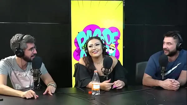 Agatha Ludovino no PAGODCAST – Pagode da ofensa