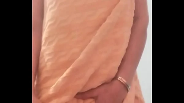 أم مصرية تحب النيك احسن طيز مع كلام يهيج