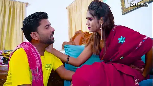 Desi Horny Female Fucking House Owner seduces Desi Local Servant when her Husband not at Home ( Full Movie )