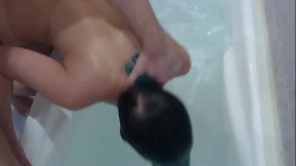 Guide – How to properly treat a woman in the bathroom.Where is the money, Lebowski!? Head Dipping Sex. Drowning game.Wet head pleasure. Mermaid.