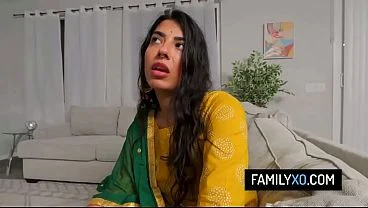 Indian stepdaughter fucks with her new stepdad – Jasmine Sherni