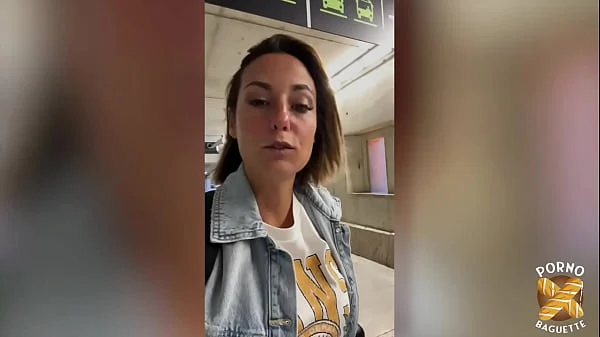 Pam, blonde au gros seins, aime le sexe brutal !