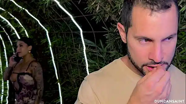 Ass eating whore hooks up on the rooftop with random guy