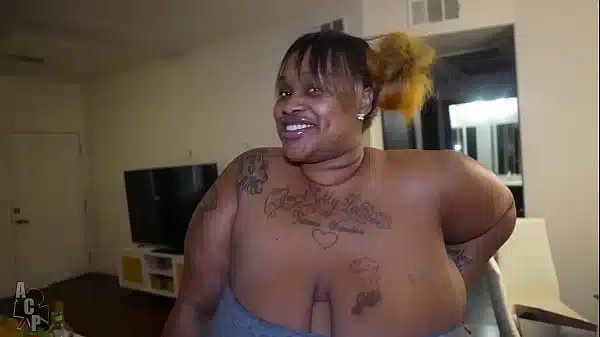 Cheating BBW Prettyyasspai Gets Fucked Really Good By The Neighborhood Plumber