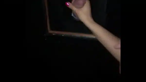 Falei para o Marido que fiz hora extra mais fui na casa de Swing. Casada muito safada, vai na casa de Swing e distribui a buceta na balada.