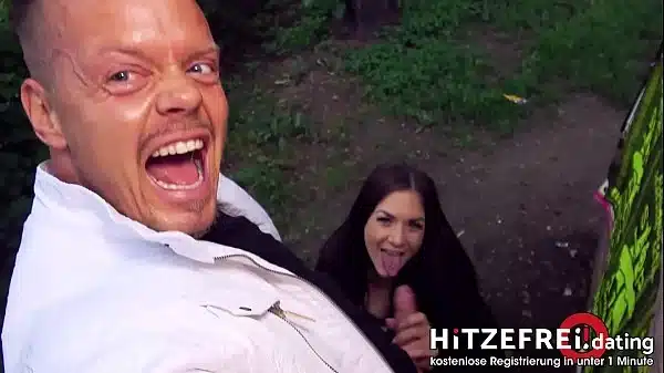 HITZEFREI.dating ► PUBLIC BLOWJOB ◄ German Teen hooked up on street and banged by a stranger LULLU GUN