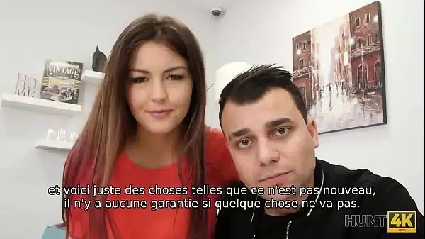 HUNT4K. Un sexe chaud avec une jolie jeune fille coûte comme une nouvelle voiture incroyable